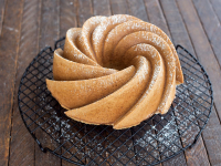 Nordic Ware 6 Cup Heritage Bundt Pan