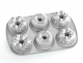 Nordic Ware Garland Bundt Pan